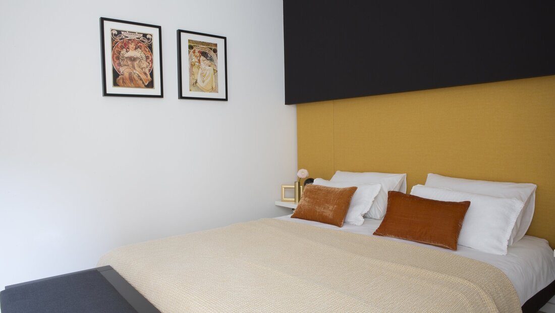 Pegasus Room No. 2